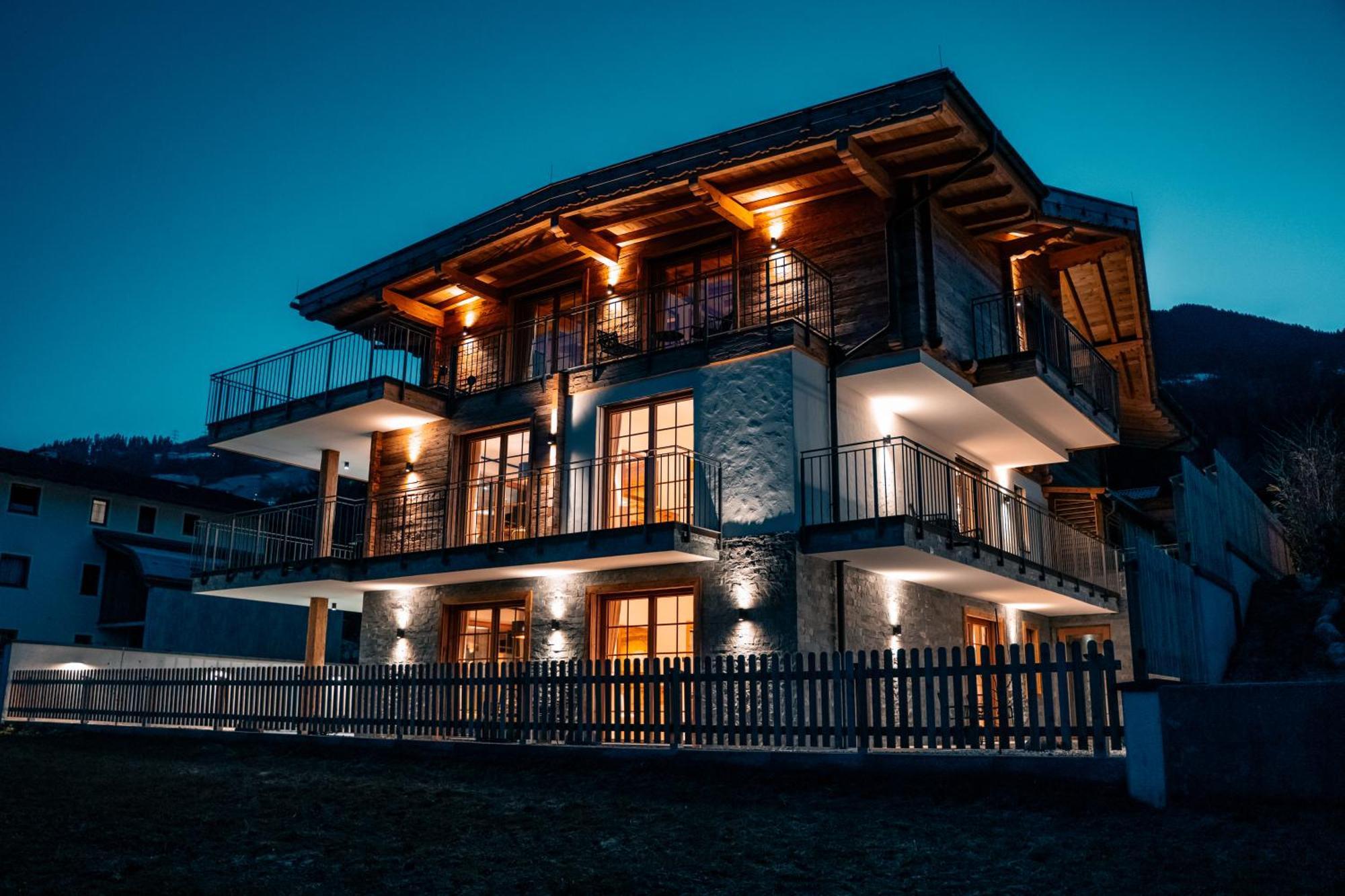 Chalet Wildruh Ried im Zillertal Luaran gambar
