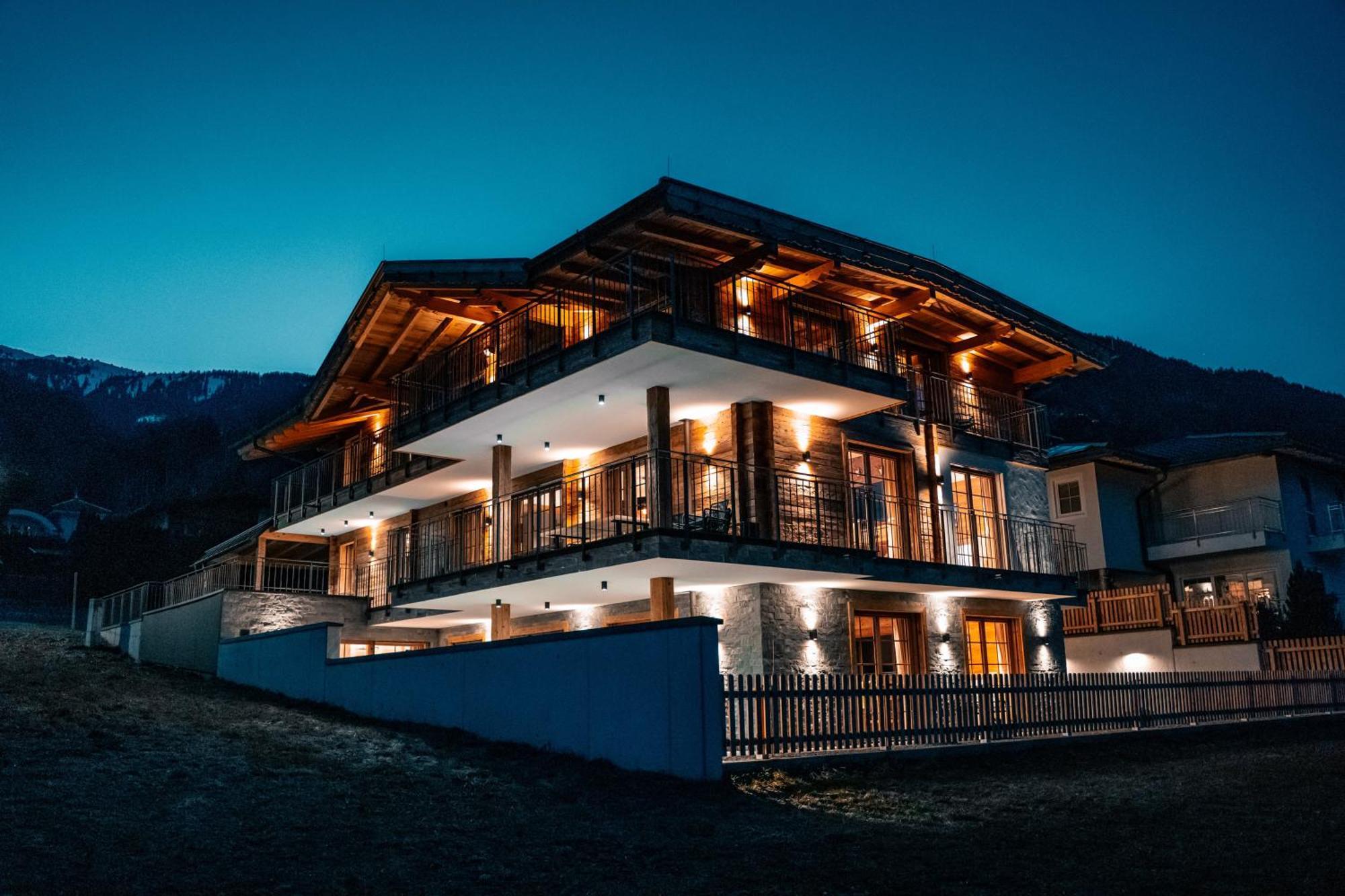 Chalet Wildruh Ried im Zillertal Luaran gambar