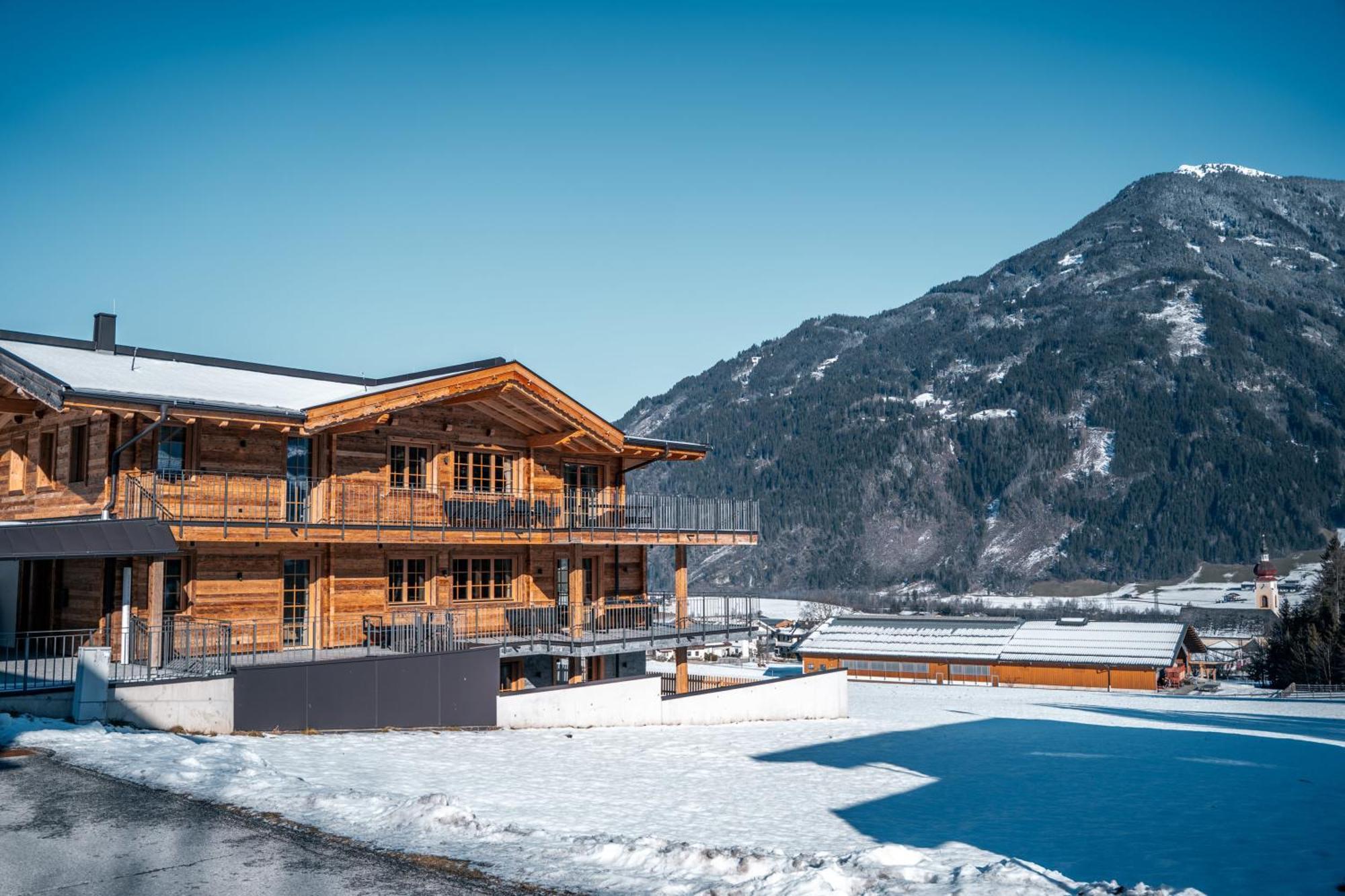 Chalet Wildruh Ried im Zillertal Luaran gambar