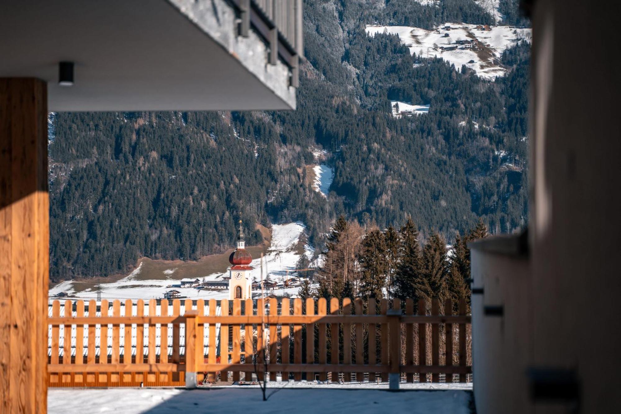 Chalet Wildruh Ried im Zillertal Luaran gambar