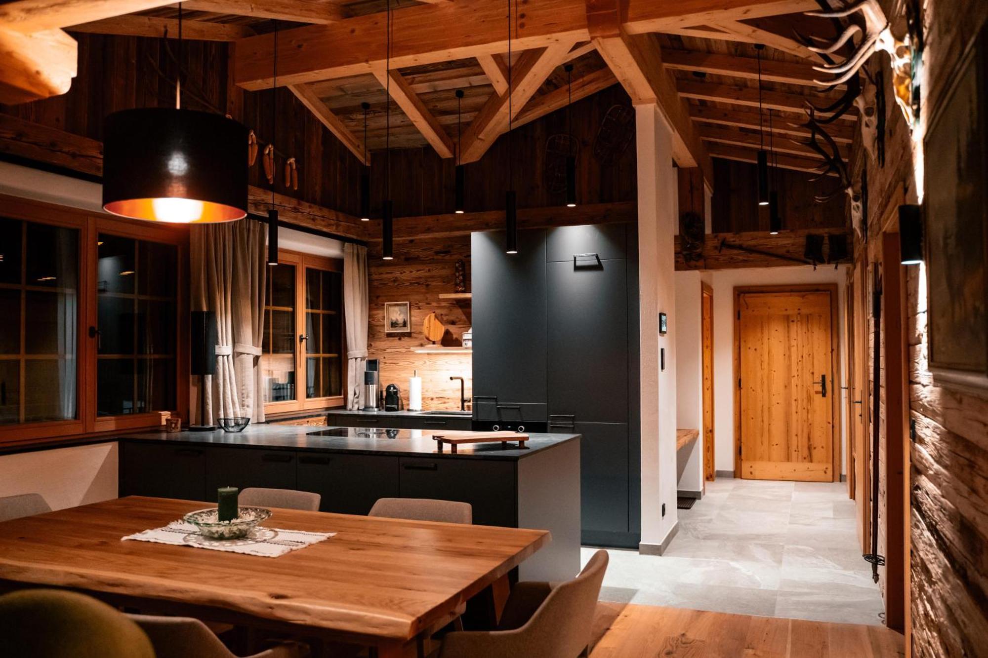 Chalet Wildruh Ried im Zillertal Luaran gambar