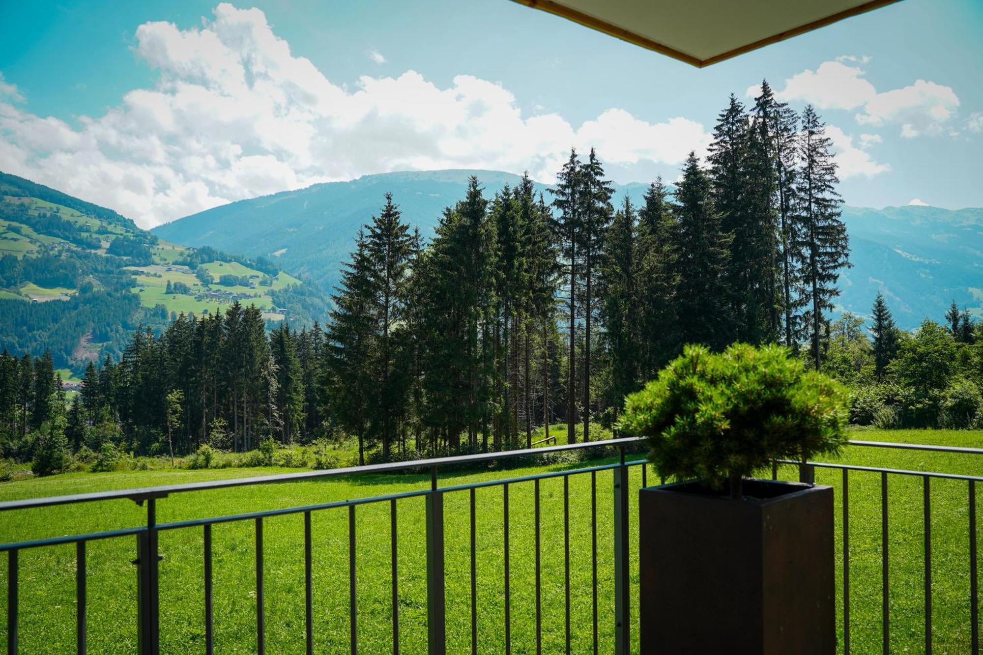 Chalet Wildruh Ried im Zillertal Luaran gambar